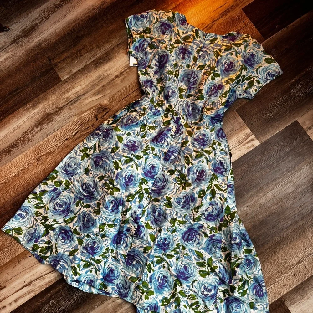 Floral Blue and Green Vintage Dress, 1950s blue roses, small - Picture 2 of 11